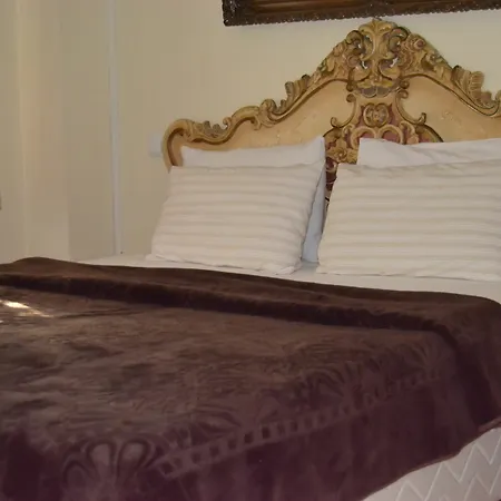 Ortakoy Pasha Konagi Hotel 2*