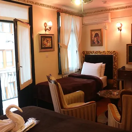 فندق Ortakoy Pasha Konagi 2*