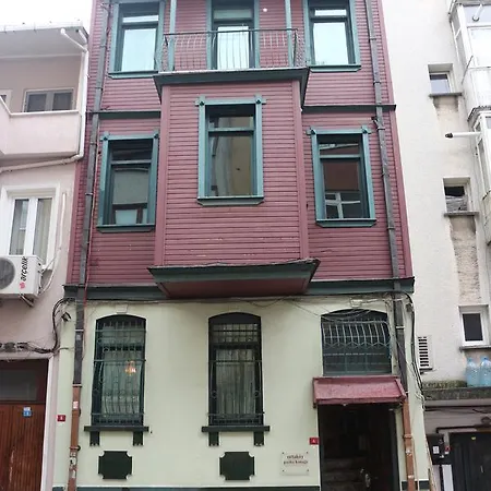 فندق Ortakoy Pasha Konagi 2*